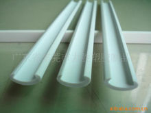 東莞市力勝塑膠五金制品 在五金產品零售市場的專業定位與核心競爭力